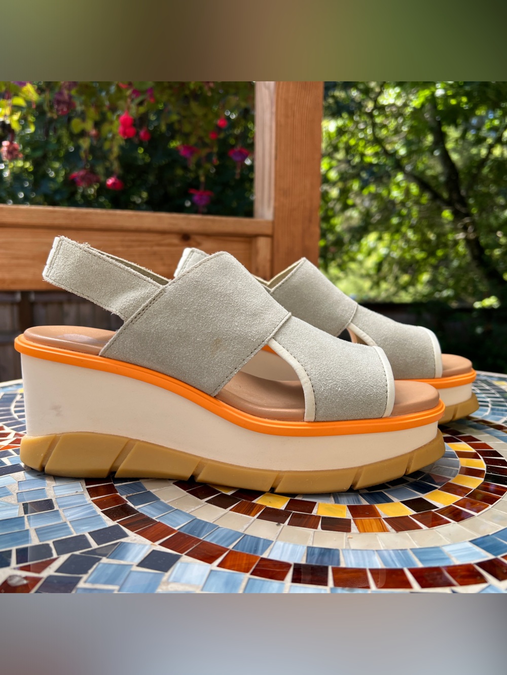 Women’s Platform Slingback Sandals in Light Gray